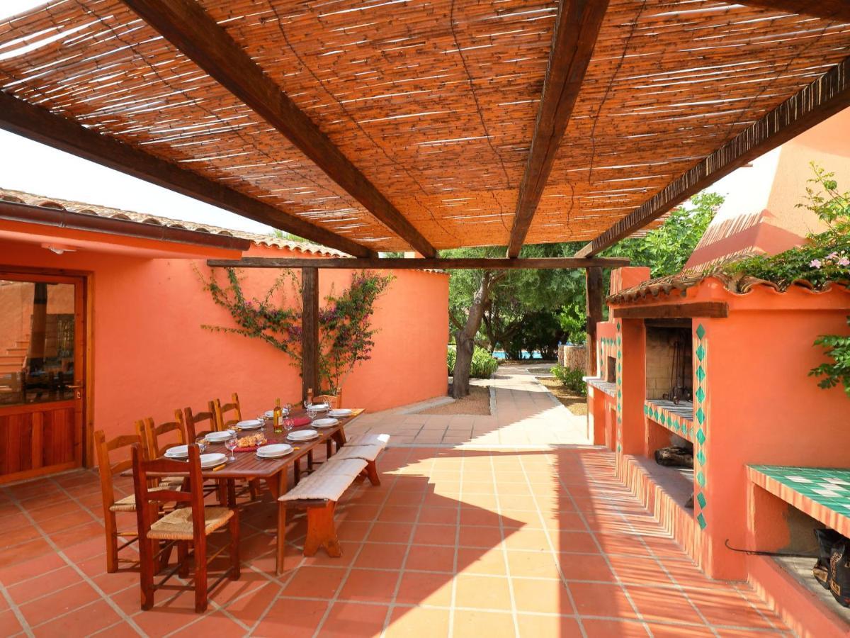 Villa Bouganville By Interhome Badesi Exterior photo